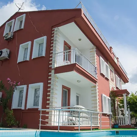 Yakut Aparthotel 3*