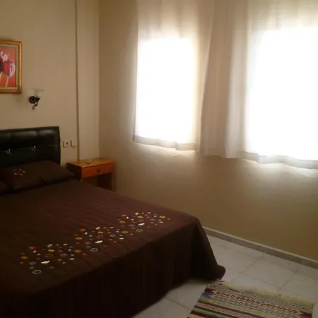 ياقوت أبارت داليان