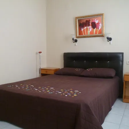 Yakut Lägenhetshotell Dalyan